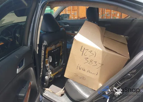 2012 Honda Accord 2.4 Ex-L из США, поврежденный, VIN 1HGCP2F87CA098073